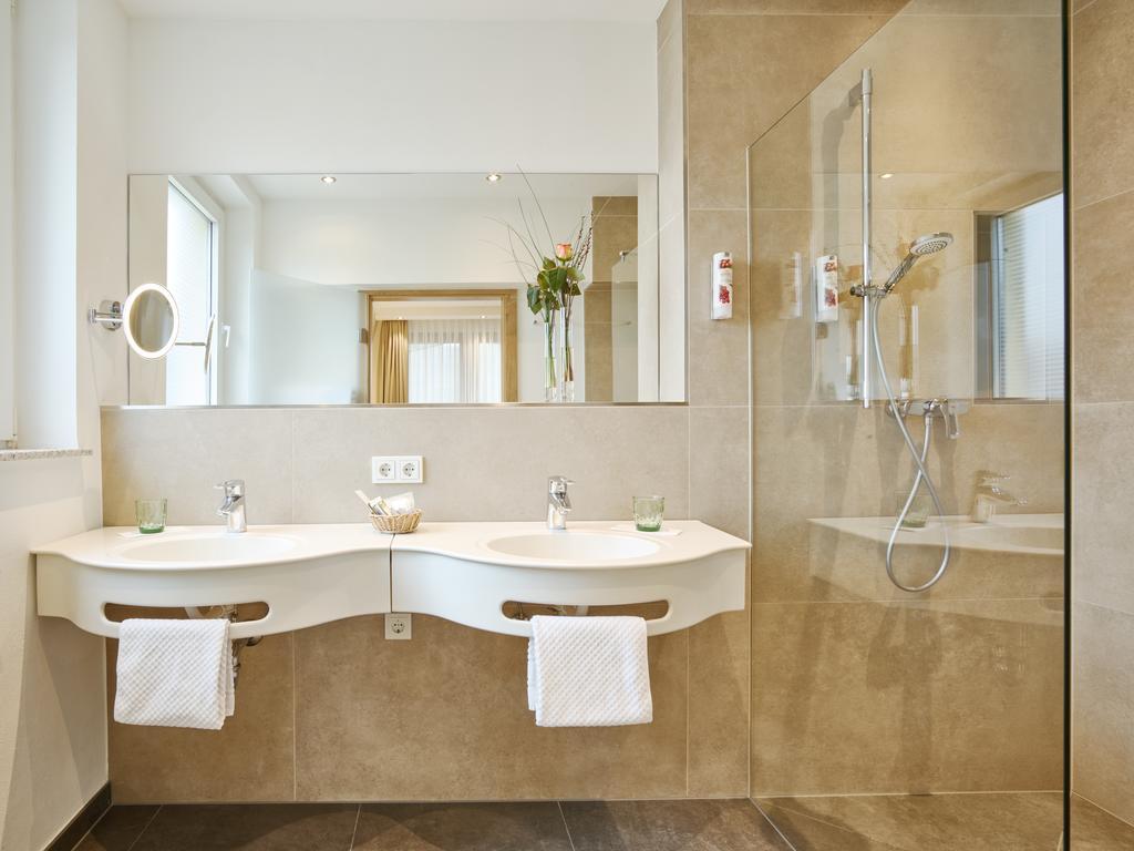 Hotel Weis Mertesdorf Extérieur photo